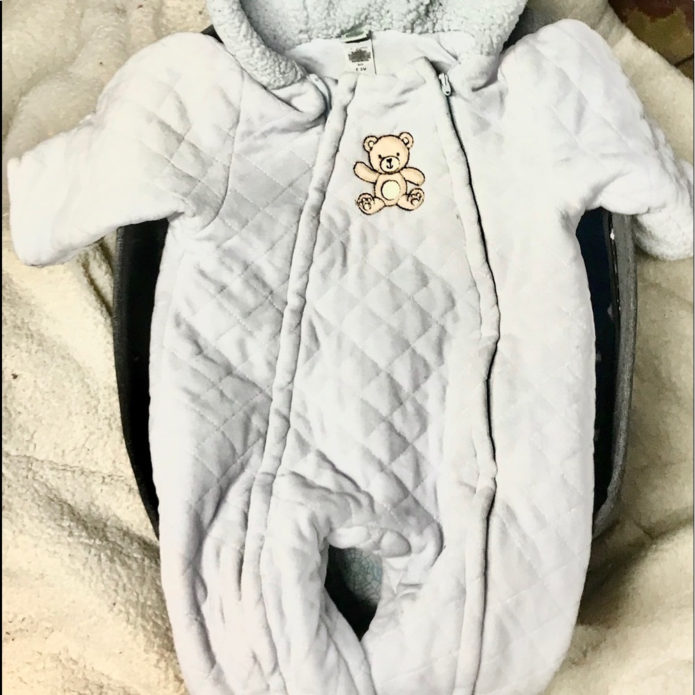 Snowsuit - Picture 2 of 6